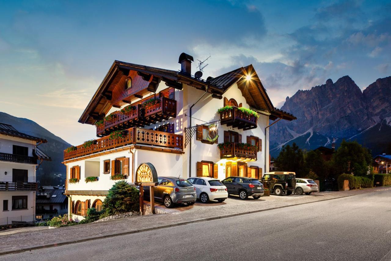 Hotel Natale Кортина-д'Ампеццо Экстерьер фото